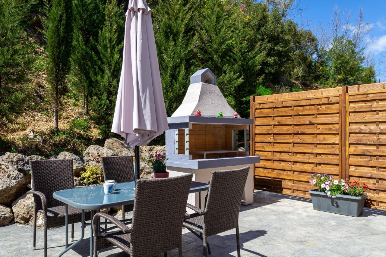 Nightingale Villa & Suites Corfu Gazátika エクステリア 写真